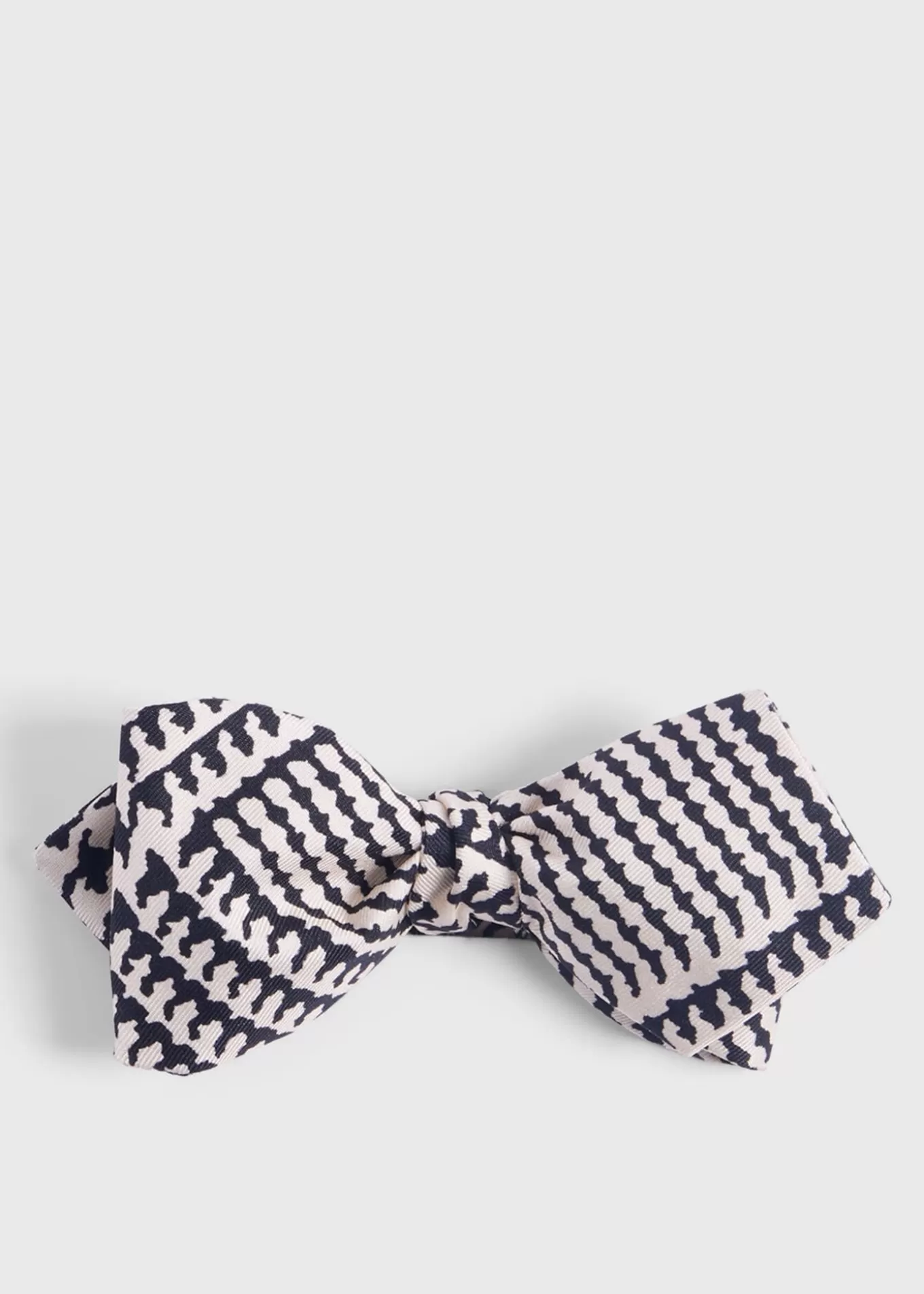 Hot Printed Silk Glen Plaid Bow Tie Ties