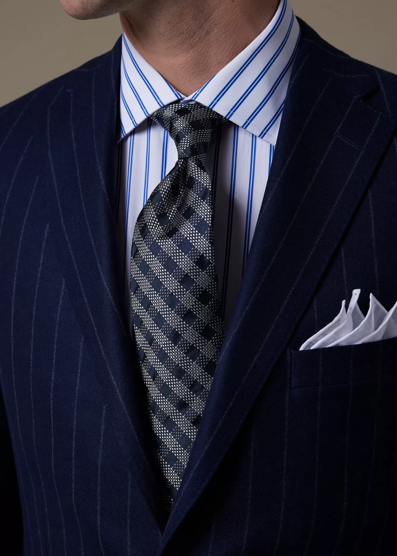 New Silk Jacquard Check Tie Ties